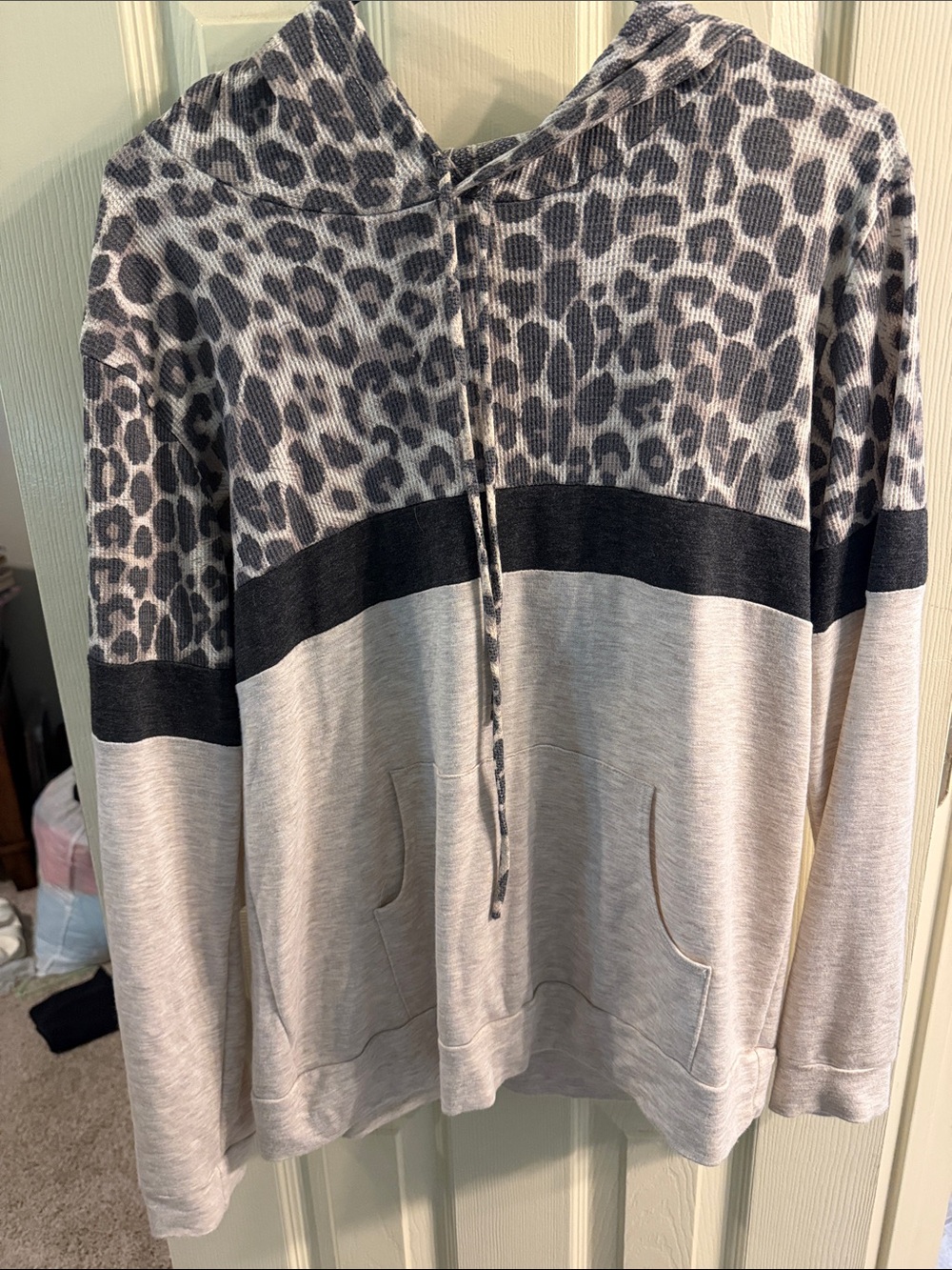 7th Ray Beige and Black Colorblock Leopard Print Hoodie